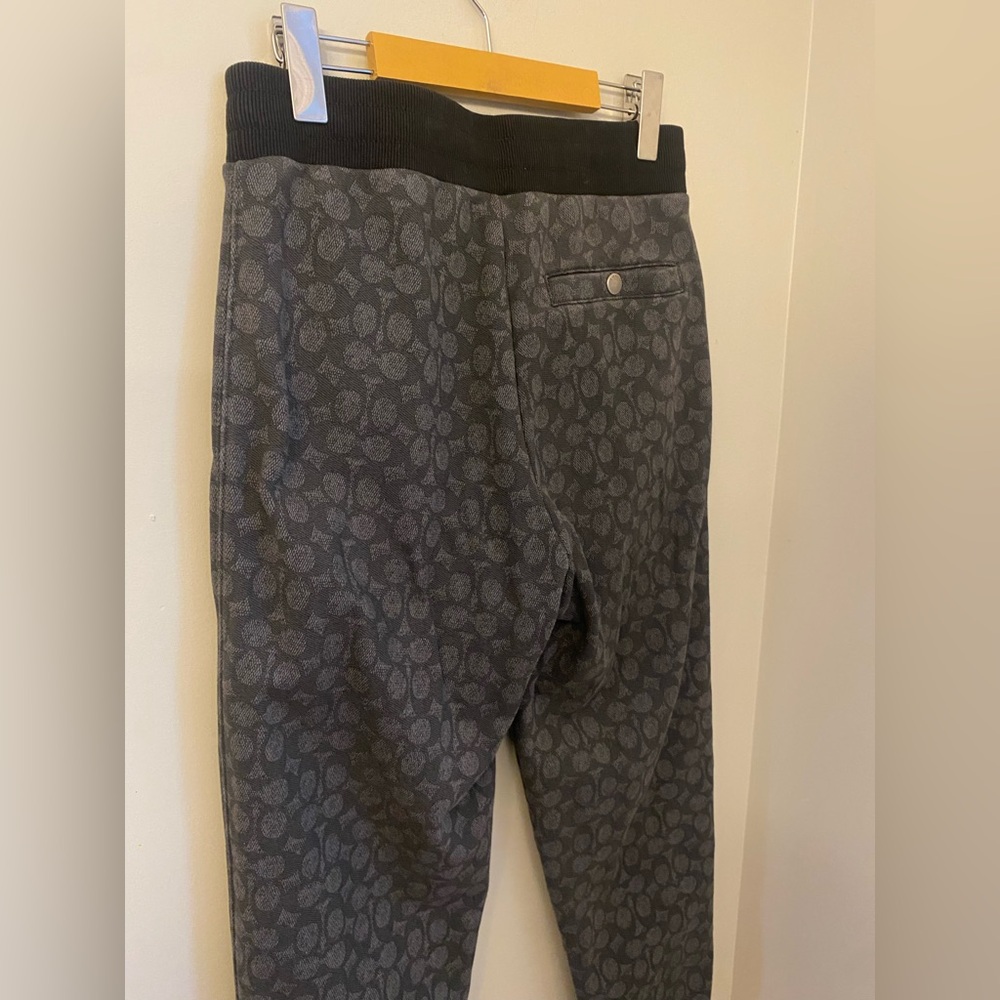 COACH Essential Signature Jogger Black and Grey Size Small Luxury Minimalist - Picture 7 of 16